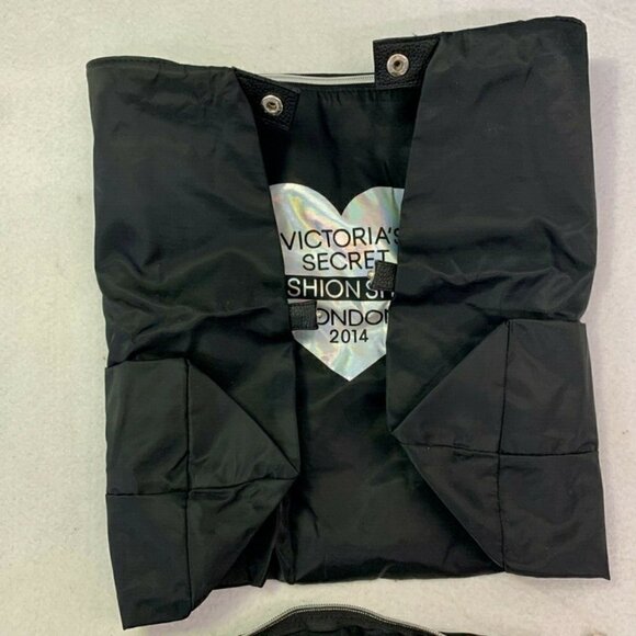 VICTORIA'S SECRET OFFICIAL FASHION SHOW LONDON 2014 TOTE BAG with BONUS POUCH - Picture 4 of 13